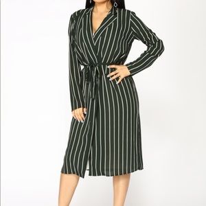 Fashion Nova Stripped Duster Size M